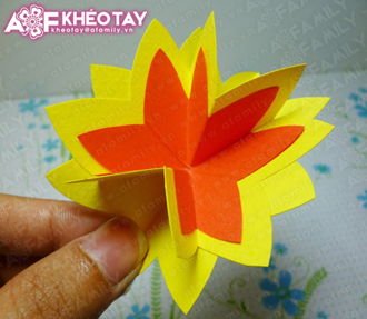 Hướng dẫn l&#224;m thiệp 8/3 h&#236;nh hoa 3D tặng ai cũng được