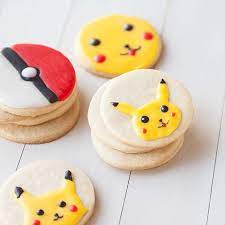 Cách làm bánh quy hình phù hiệu Pokemon