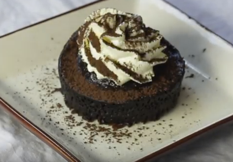 Cách làm bánh brownie bằng lò vi sóng