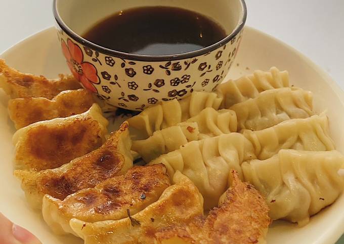 Cách làm bánh há cảo Gyoza Nhật Bản