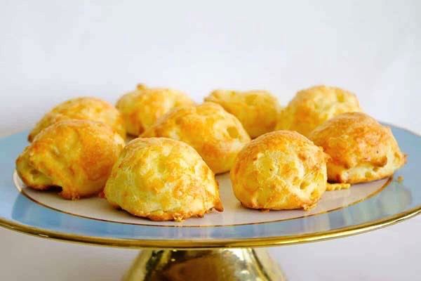 Cách làm bánh phomat Gougeres