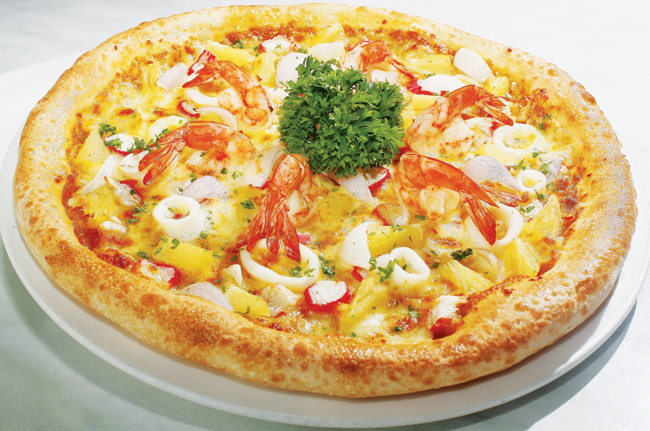 Lạ miệng với pizza gà và bơ