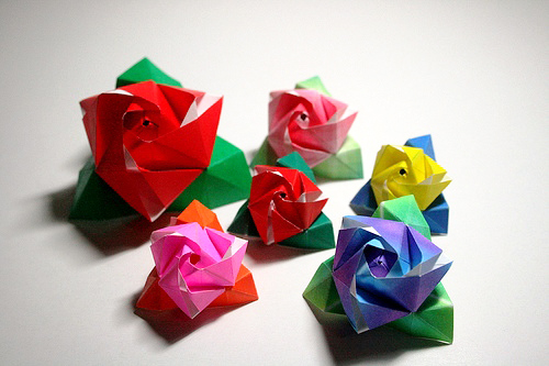 C&#225;ch gấp hoa hồng bằng giấy origami đầy ma thuật