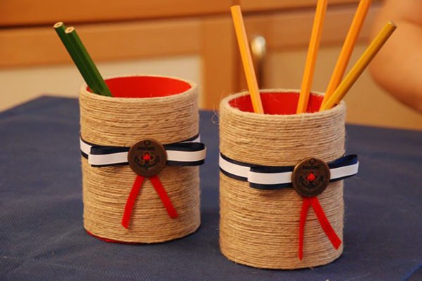 4 c&#225;ch l&#224;m ống đựng b&#250;t dễ kh&#244;ng thể dễ hơn