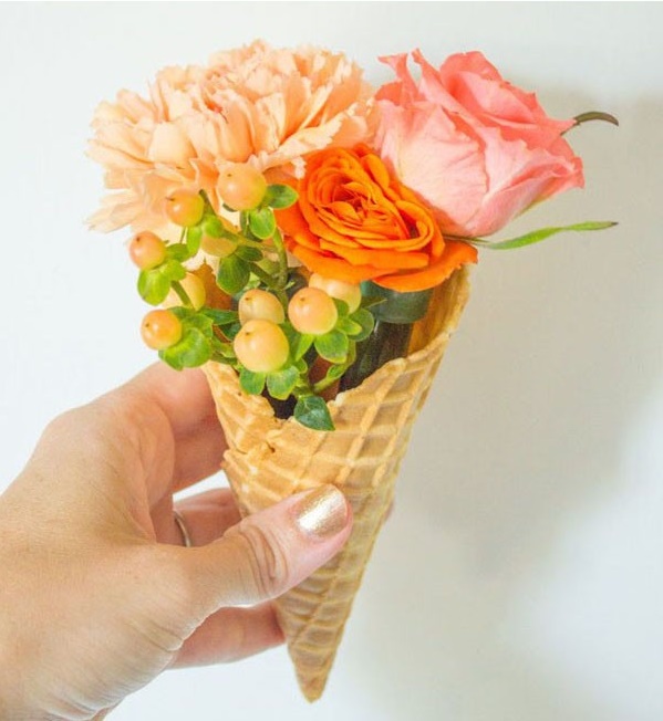 3 c&#225;ch cắm hoa đẹp mang &quot;hơi thở&quot; của m&#249;a thu
