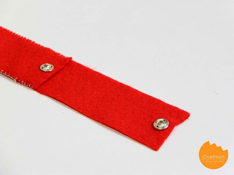 C&#225;ch l&#224;m bookmark handmade k&#232;m t&#250;i g&#224;i b&#250;t tiện lợi