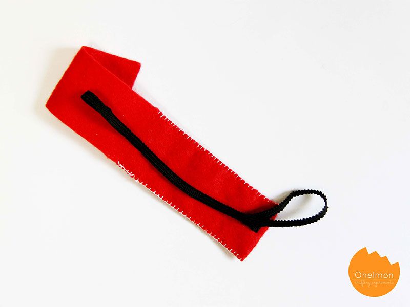 C&#225;ch l&#224;m bookmark handmade k&#232;m t&#250;i g&#224;i b&#250;t tiện lợi