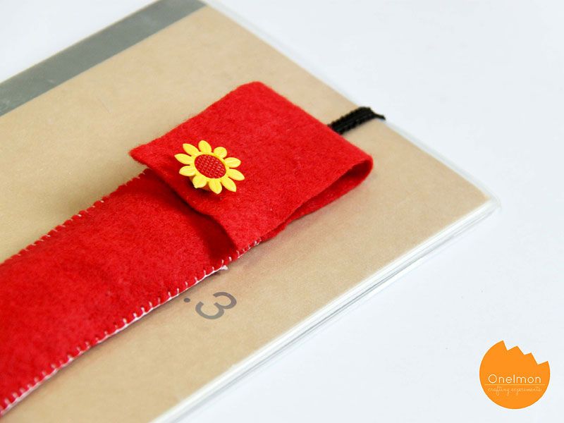 C&#225;ch l&#224;m bookmark handmade k&#232;m t&#250;i g&#224;i b&#250;t tiện lợi