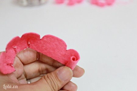 C&#225;ch l&#224;m hoa hồng bằng vải nỉ tặng mẹ nh&#226;n ng&#224;y 8/3