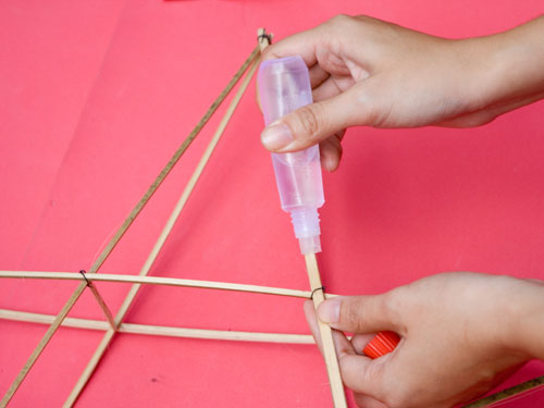 C&#225;ch l&#224;m lồng đ&#232;n bằng tre h&#236;nh ng&#244;i sao đơn giản nhất