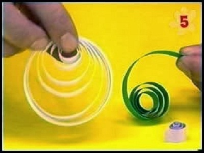 C&#225;ch l&#224;m thiệp bằng giấy cuộn xinh xắn tặng bạn b&#232;