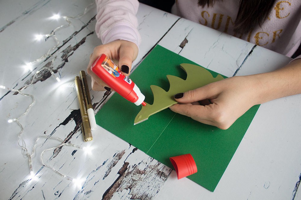 C&#225;ch l&#224;m thiệp Gi&#225;ng sinh h&#236;nh c&#226;y th&#244;ng Noel 3D độc đ&#225;o