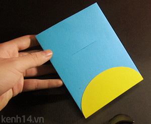 Tự tay l&#224;m thiệp c&#250;n biết l&#232; lưỡi, vẫy tai ngộ nghĩnh