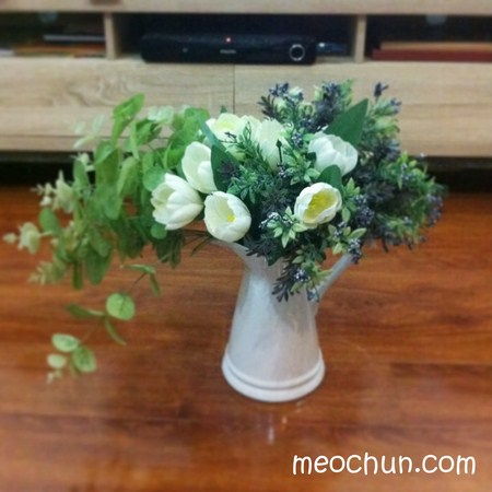 Hai c&#225;ch cắm hoa giả đơn giản m&#224; đẹp trang tr&#237; nh&#224;