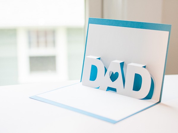 Học 2 c&#225;ch l&#224;m thiệp tặng bố nh&#226;n ng&#224;y Father&#39;s day