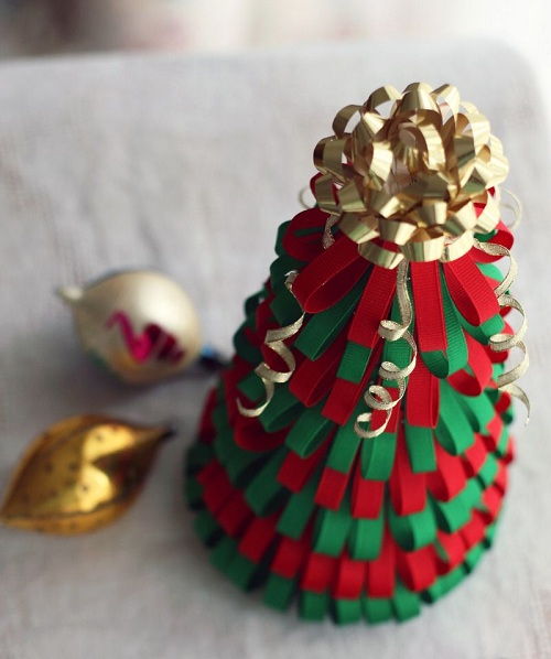 Hướng dẫn l&#224;m c&#226;y th&#244;ng Noel si&#234;u lung linh từ ruy băng