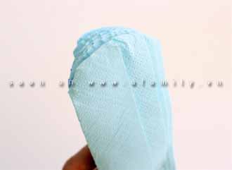Hướng dẫn l&#224;m hoa treo tường rực rỡ l&#224;m từ giấy ăn