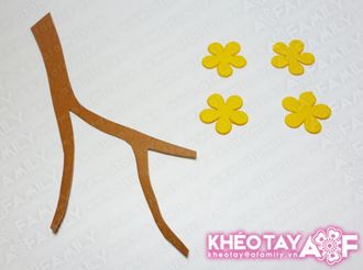 Hướng dẫn l&#224;m phong bao l&#236; x&#236; hoa mai độc đ&#225;o ng&#224;y Tết