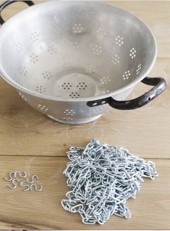T&#225;i chế rổ cũ th&#224;nh chậu hoa handmade cực độc