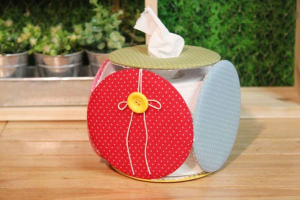 Tận dụng đĩa CD cũ l&#224;m hộp đựng giấy xinh xắn