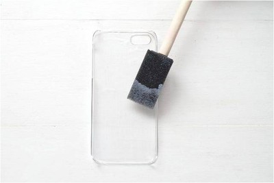 Trang tr&#237; ốp lưng điện thoại theo phong c&#225;ch độc lạ