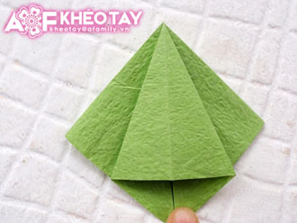 Gấp c&#226;y th&#244;ng Noel phong c&#225;ch Origami dễ l&#224;m m&#224; đẹp