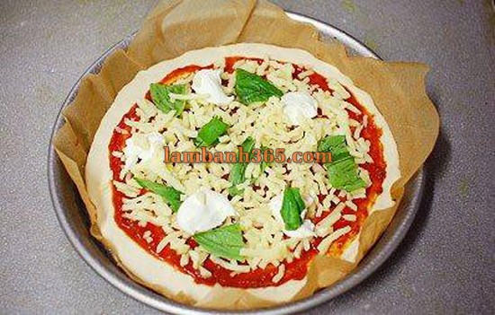 Cách làm bánh Pizza Margherita thơm mềm khó cưỡng !