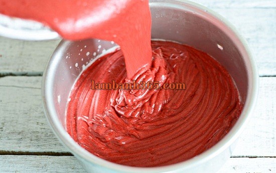 Cách làm Red Velvet cheesecake thời thượng