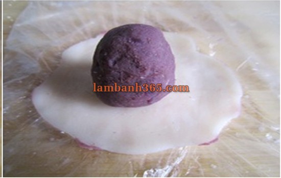 Cách làm mochi dâu tây Nhật Bản đúng điệu