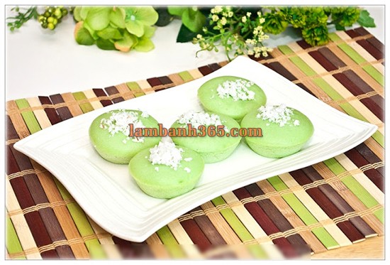 Cách làm cupcake lá dứa xanh xanh