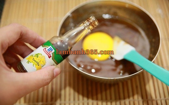 Trổ tài làm bánh quy mix kẹo M&#038;M đơn giản mà tuyệt ngon