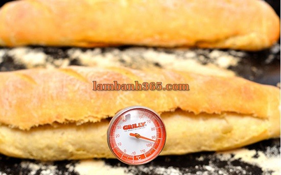 Cách làm bánh mì que trứ danh nước Pháp