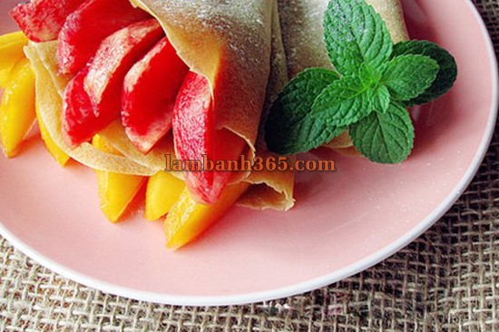 Cách làm Crepe cuộn đào say đắm!