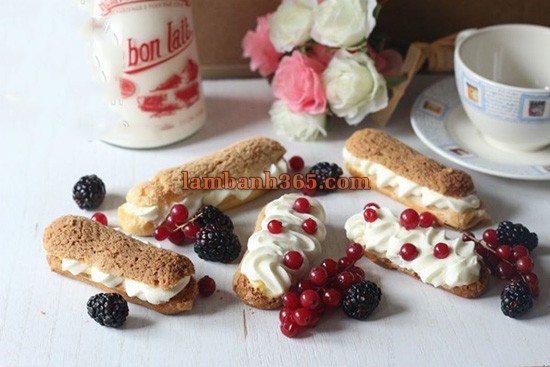 Cách làm bánh Eclairs đúng tiêu chuẩn Pháp quyến rũ dịu dàng