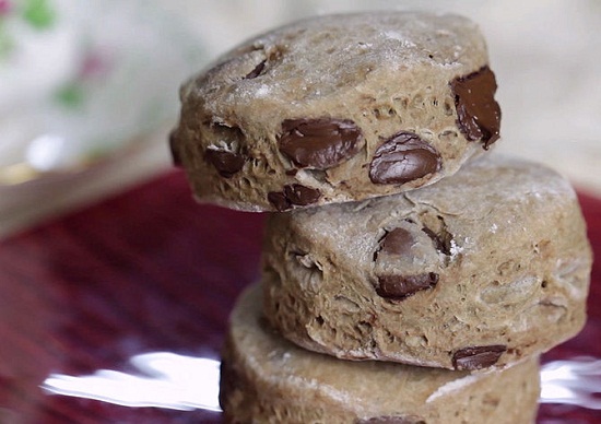 Cách làm bánh scones socola