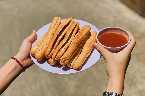 bánh mì que cay Hải Phòng