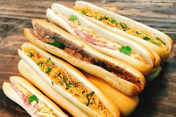 bánh mì que nhỏ xinh