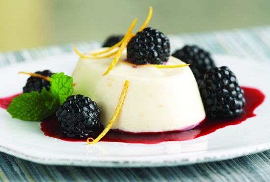 Cách làm Panna Cotta trắng mịn hấp dẫn