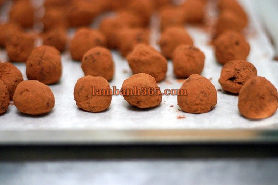 Cách làm Truffle hạt phỉ ngọt ngào