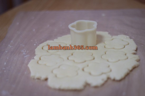 Cách làm bánh Kuih Bangkit của Malaysia cực dễ