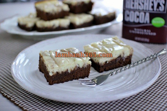 Cách làm bánh chocolate hai lớp cực đơn giản