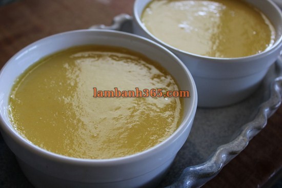 Cách làm bánh Creme Brulee bỏng ngô thơm lừng