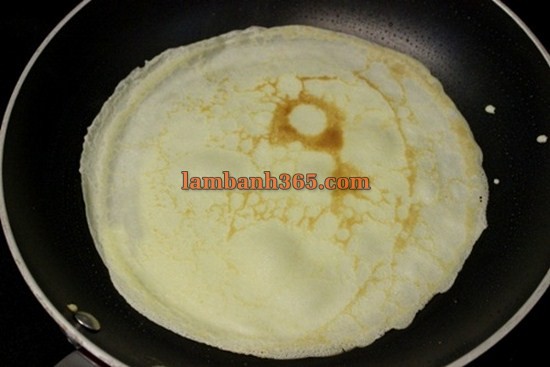 Cách làm bánh Crepe nhân thịt