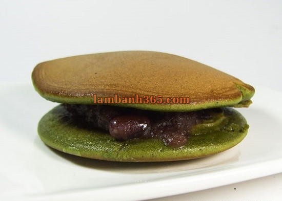 Cách làm bánh Dorayaki trà xanh thơm mát