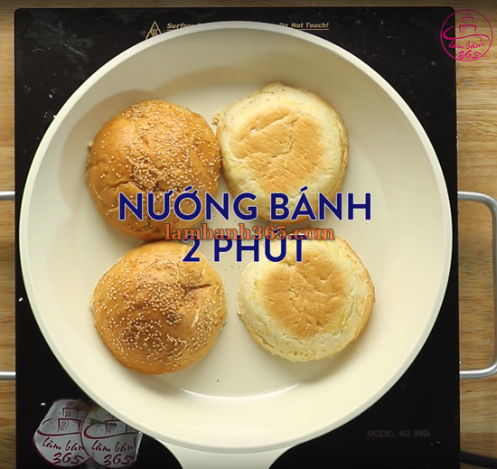 Cách làm bánh hamburger bò