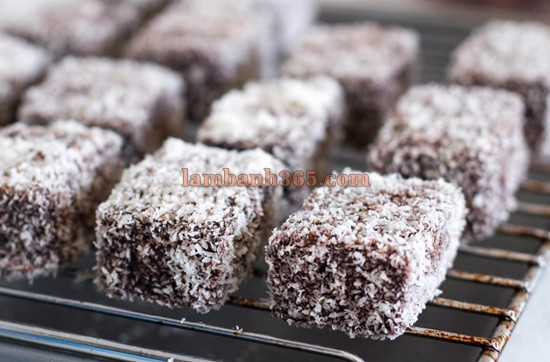 Cách làm bánh Lamington truyền thống