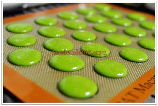 Cách làm bánh Macaron trà xanh thơm mát