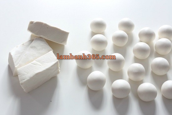 Cách làm bánh Marzipan pop xinh xắn