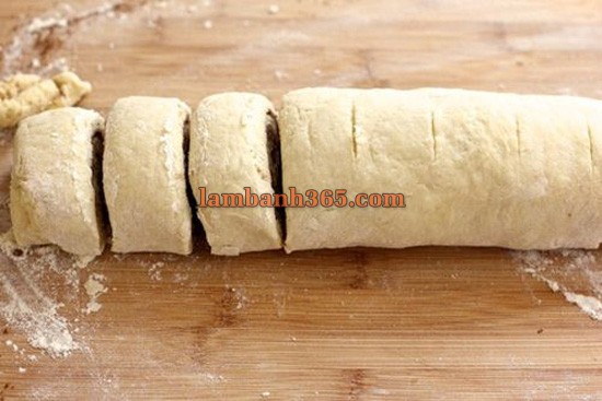 Cách làm bánh mì quế Cinnabon vừa giòn vừa ngon !