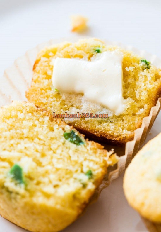 Cách làm bánh Muffin ngô mềm mịn